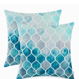 Teal Aqua pillow case covers set NIP zipper 18x18